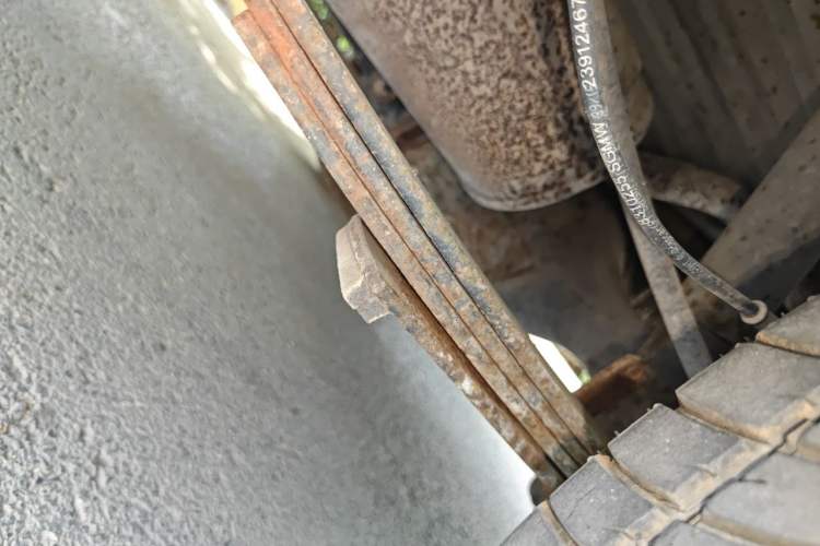 Used Wuling Zhiguang 2015 1.2L Practical LS-I Model Chassis Rear Left