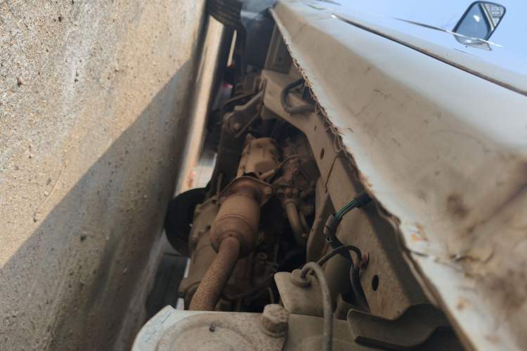 Used Wuling Zhiguang 2015 1.2L Practical LS-I Model Chassis Rear Left