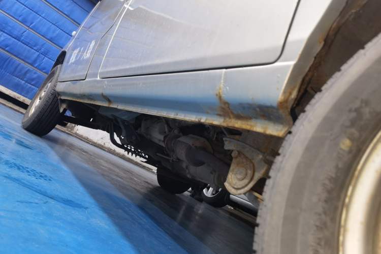 Used Wuling Zhiguang 2015 1.2L Practical LS-I Model Chassis Rear Left