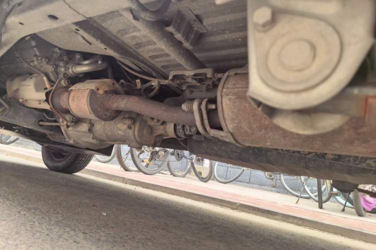 Used Wuling Zhiguang 2015 1.2L Practical LS-I Model Chassis Rear Left