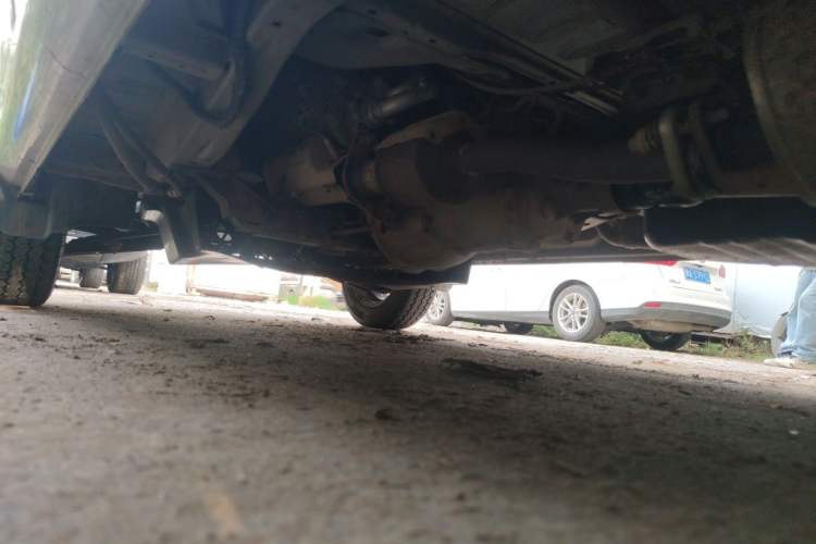Used Wuling Zhiguang 2015 1.2L S Standard Model LSI Chassis Rear Left