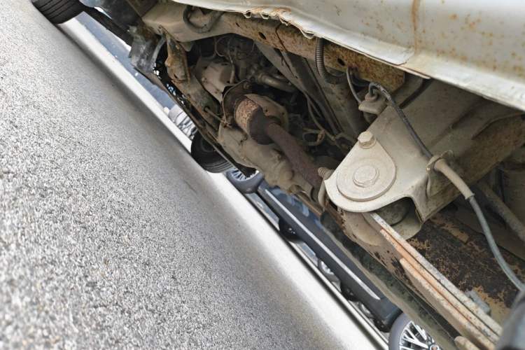 Used Wuling Zhiguang 2015 1.2L Practical LS-I Model Chassis Rear Left