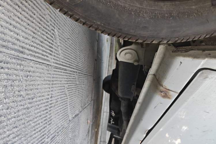 Used Wuling Zhiguang 2015 1.2L Practical LS-I Model Chassis Rear Right
