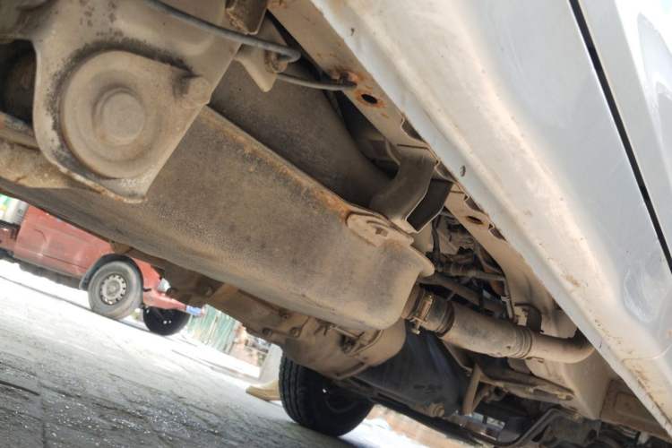 Used Wuling Zhiguang 2015 1.2L Practical LS-I Model Chassis Rear Right