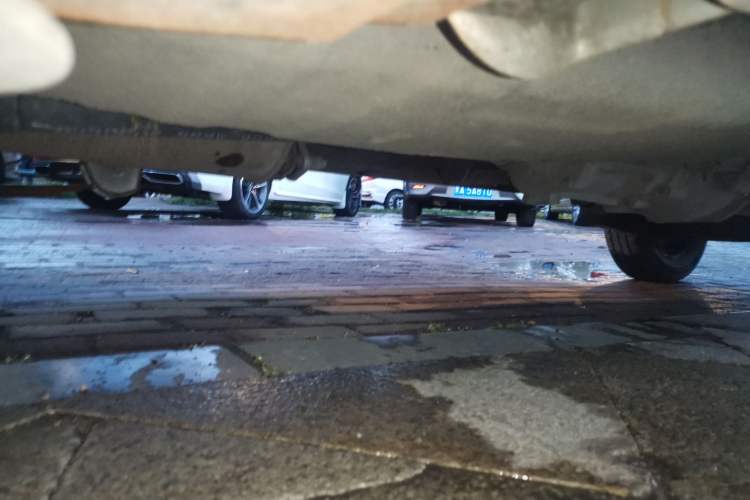 Used Wuling Zhiguang 2015 1.2L Practical LS-I Model Chassis Rear Right