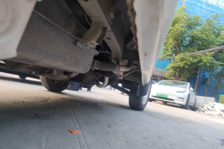 Used Wuling Zhiguang 2015 1.2L Practical LS-I Model Chassis Rear Right
