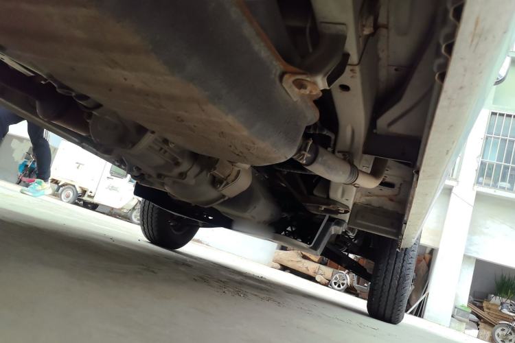 Used Wuling Zhiguang 2015 1.2L Practical LS-I Model Chassis Rear Right