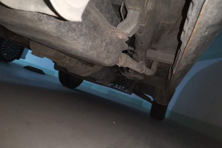 Used Wuling Zhiguang 2015 1.2L S Standard Model LSI Chassis Rear Right