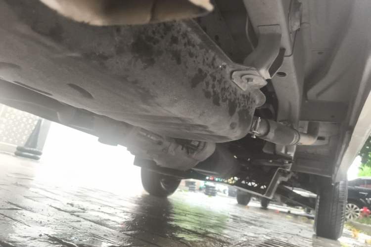 Used Wuling Zhiguang 2015 1.2L S Practical Model LSI Chassis Rear Right