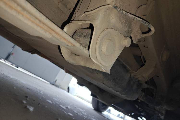 Used Wuling Zhiguang 2015 1.2L S Practical Model LSI Chassis Rear Right