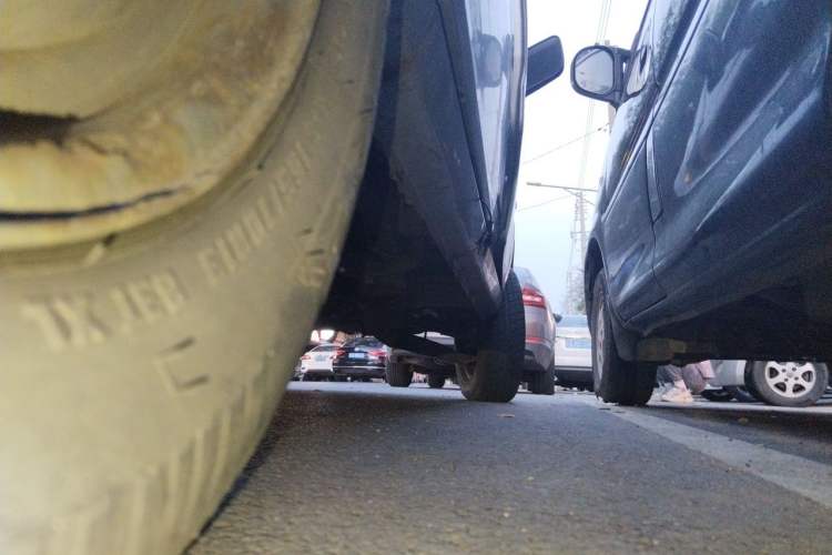Used Wuling Zhiguang 2015 1.2L Practical LS-I Model Chassis Rear Right