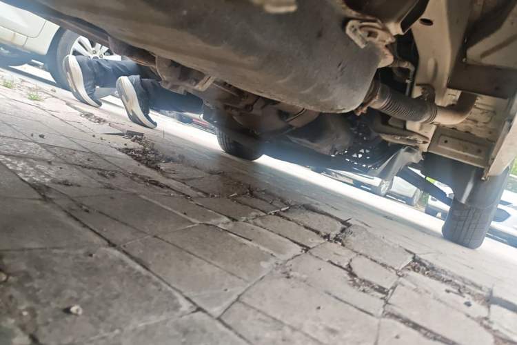 Used Wuling Zhiguang 2015 1.2L Practical LS-I Model Chassis Rear Right