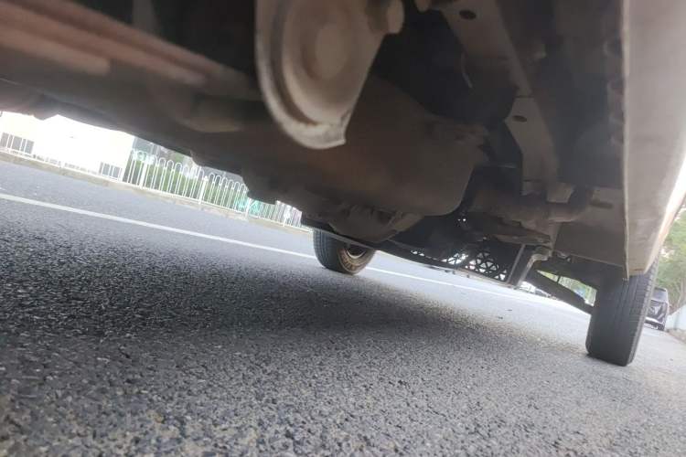 Used Wuling Zhiguang 2015 1.2L Practical LS-I Model Chassis Rear Right