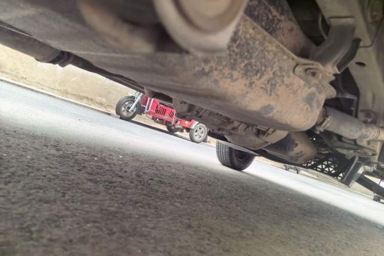 Used Wuling Zhiguang 2015 1.2L Practical LS-I Model Chassis Rear Right