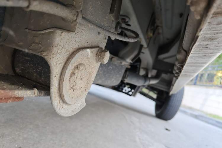 Used Wuling Zhiguang 2015 1.2L Practical LS-I Model Chassis Rear Right