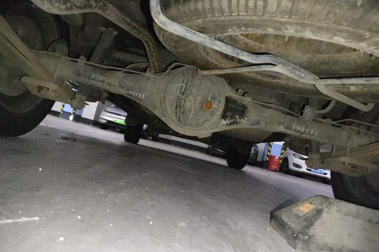 Used Wuling Zhiguang 2015 1.2L Practical LS-I Model Chassis Rear