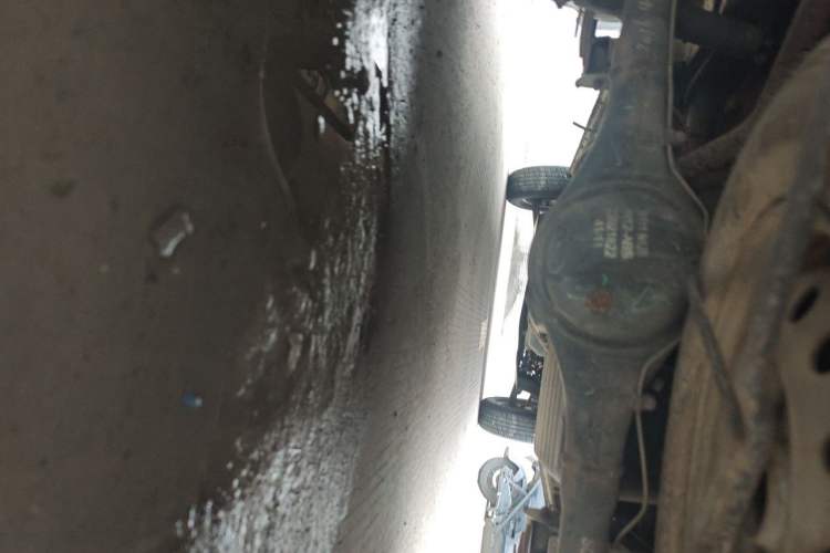 Used Wuling Zhiguang 2015 1.2L Practical LS-I Model Chassis Rear