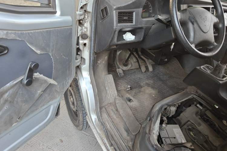 Used Wuling Zhiguang 2015 1.2L Practical LS-I Model Driver Seat