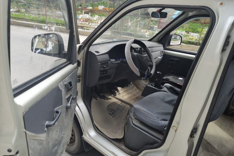 Used Wuling Zhiguang 2015 1.2L S Practical Model LSI Driver Seat