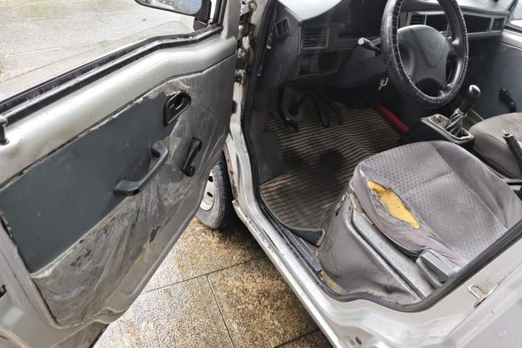 Used Wuling Zhiguang 2015 1.2L Practical LS-I Model Driver Seat
