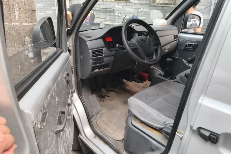 Used Wuling Zhiguang 2015 1.2L S Practical Model LSI Driver Seat