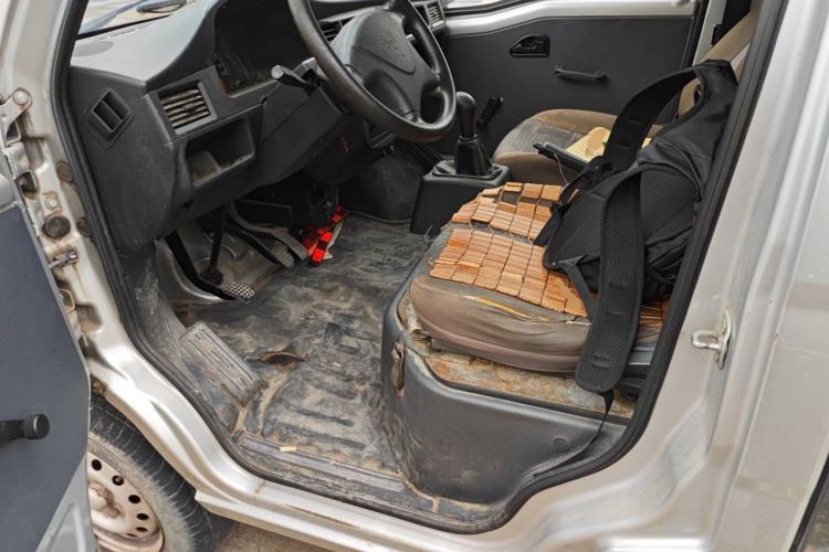 Used Wuling Zhiguang 2015 1.2L Practical LS-I Model Driver Seat