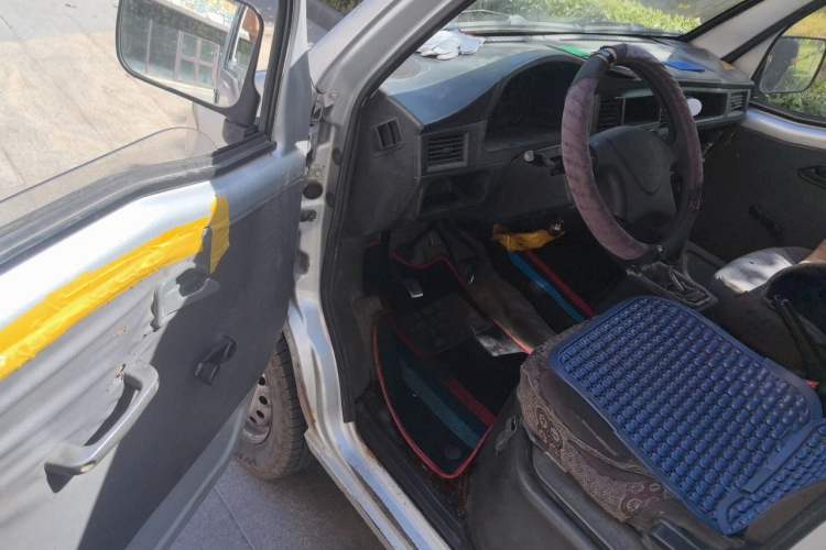 Used Wuling Zhiguang 2015 1.2L Practical LS-I Model Driver Seat