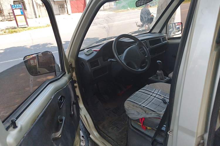 Used Wuling Zhiguang 2015 1.2L Practical LS-I Model Driver Seat