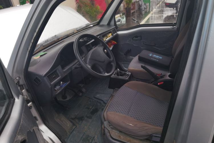 Used Wuling Zhiguang 2015 1.2L S Practical Model LSI Driver Seat