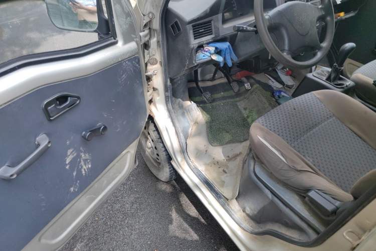 Used Wuling Zhiguang 2015 1.2L Practical LS-I Model Driver Seat