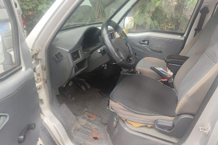 Used Wuling Zhiguang 2015 1.2L Practical LS-I Model Driver Seat