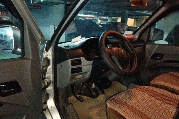 Used Wuling Zhiguang 2015 1.2L S Standard Model LSI Driver Seat