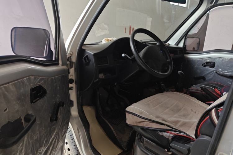 Used Wuling Zhiguang 2015 1.2L S Practical Model LSI Driver Seat