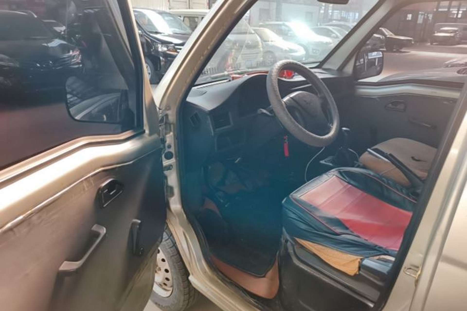 Used Wuling Zhiguang 2015 1.2L Practical LS-I Model Driver Seat
