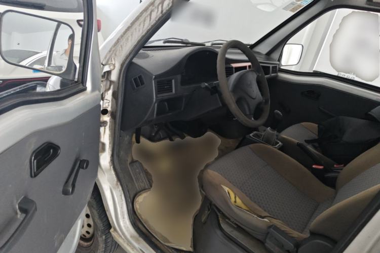 Used Wuling Zhiguang 2015 1.2L Practical LS-I Model Driver Seat