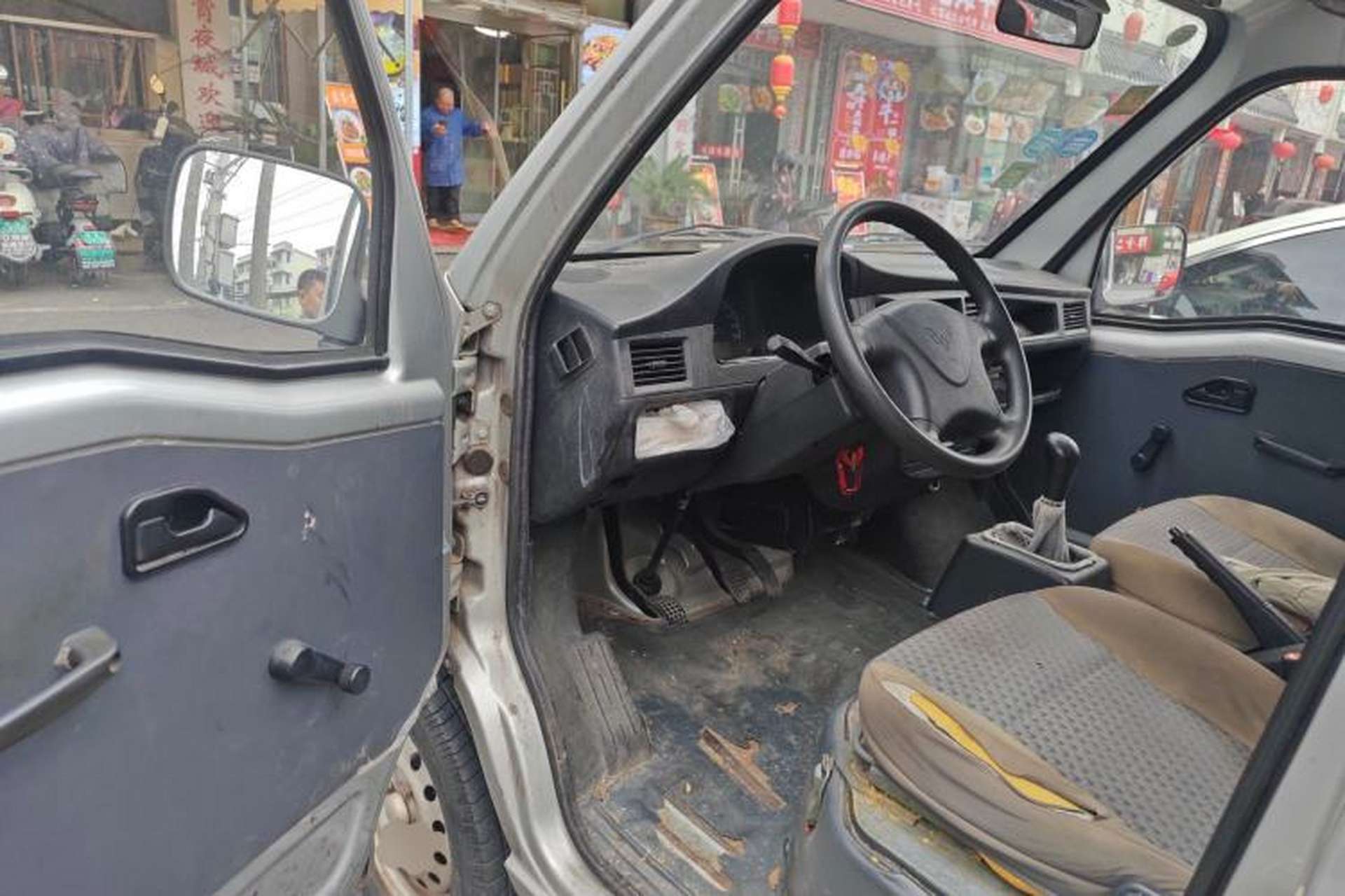 Used Wuling Zhiguang 2015 1.2L Practical LS-I Model Driver Seat