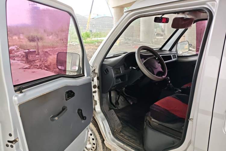 Used Wuling Zhiguang 2015 1.2L Practical LS-I Model Driver Seat
