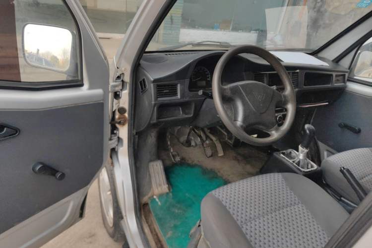 Used Wuling Zhiguang 2015 1.2L Practical LS-I Model Driver Seat