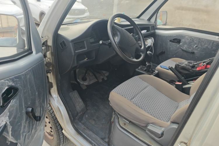 Used Wuling Zhiguang 2015 1.2L Practical LS-I Model Driver Seat