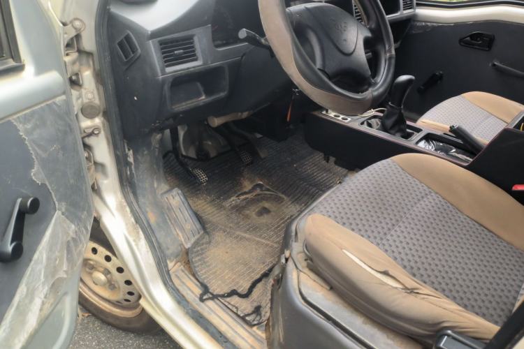 Used Wuling Zhiguang 2015 1.2L Practical LS-I Model Driver Seat