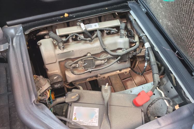 Used Wuling Zhiguang 2015 1.2L Practical LS-I Model Engine Bay