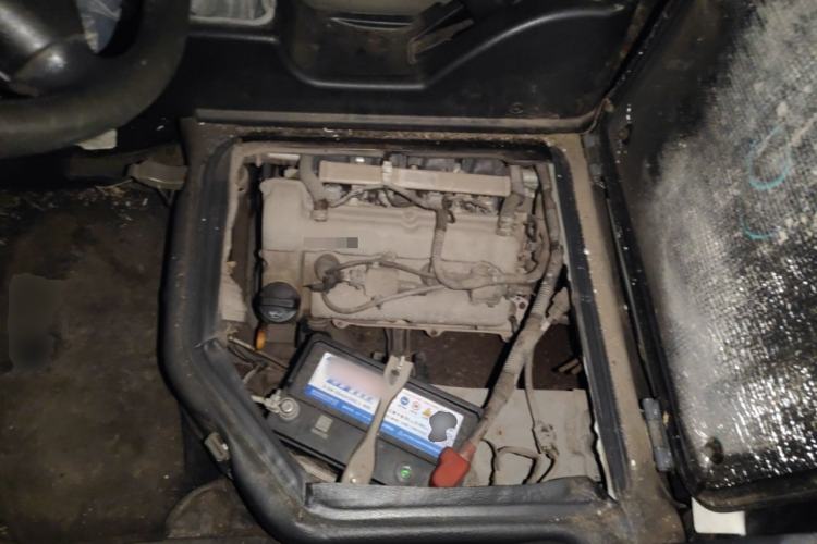 Used Wuling Zhiguang 2015 1.2L Practical LS-I Model Engine Bay