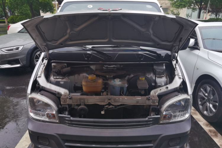 Used Wuling Zhiguang 2015 1.2L S Practical Model LSI Engine Bay