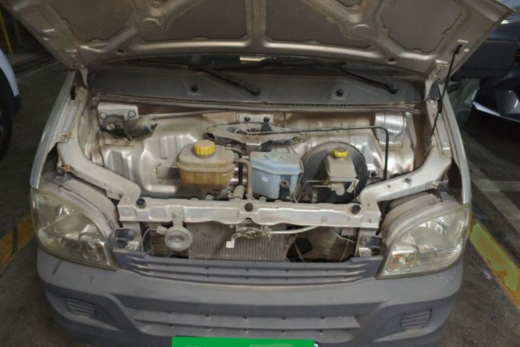 Used Wuling Zhiguang 2015 1.2L Practical LS-I Model Engine Bay