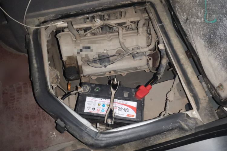 Used Wuling Zhiguang 2015 1.2L S Standard Model LSI Engine Bay