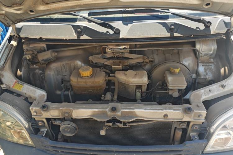 Used Wuling Zhiguang 2015 1.2L Practical LS-I Model Engine Bay