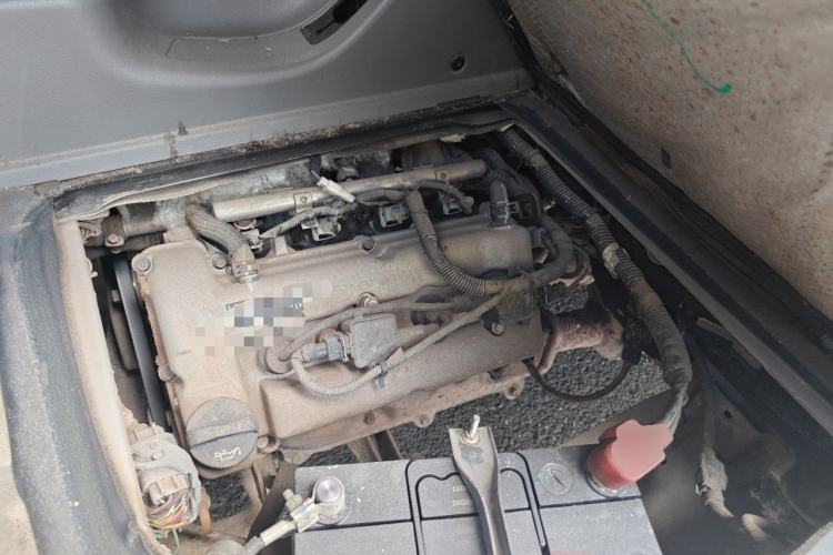 Used Wuling Zhiguang 2015 1.2L S Standard Model LSI Engine Bay