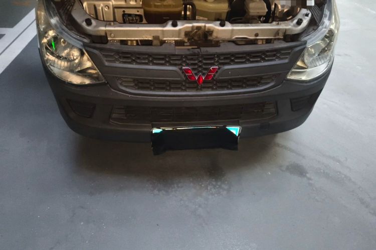 Used Wuling Zhiguang 2015 1.2L S Practical Model LSI Engine Bay