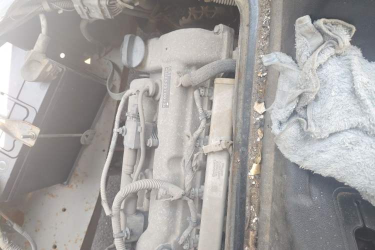 Used Wuling Zhiguang 2015 1.2L S Practical Model LSI Engine Bay Right