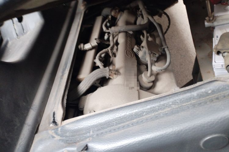 Used Wuling Zhiguang 2015 1.2L Practical LS-I Model Engine Bay Right